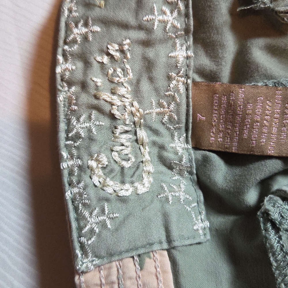 Y2K Candie's Sage Green Embroidered Detail PANTS. SZ 7. - Picture 4 of 6
